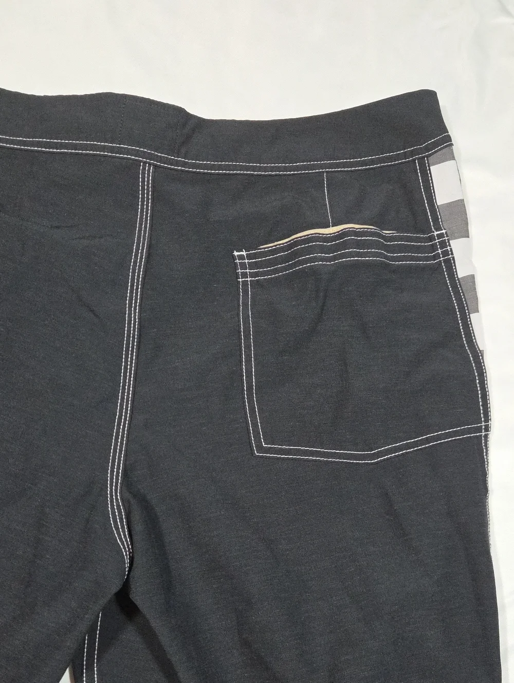 Quiksilver Black And Checkered Board Shorts Size 36